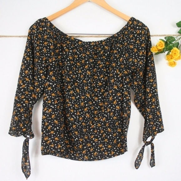 Madewell Tops - Madewell Women's Falling Leaves Off the Shoulder Silk Top